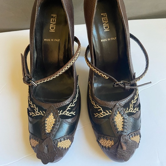 Fendi shoes - Picture 2 of 11